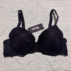 Fredrick’s of Hollywood Lace Underwire Push-Up Bra - Black